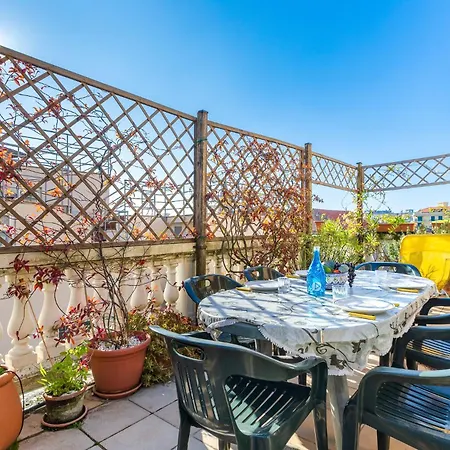 Apartamento Hostdomus - Viola Terrace Free Parking Finale Ligure
