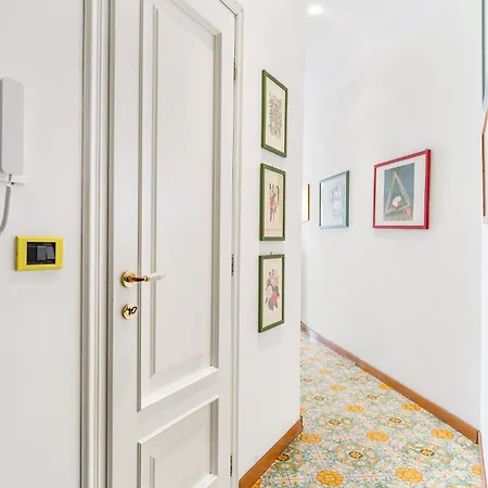 Hostdomus - Viola Terrace Free Parking Appartamento *
